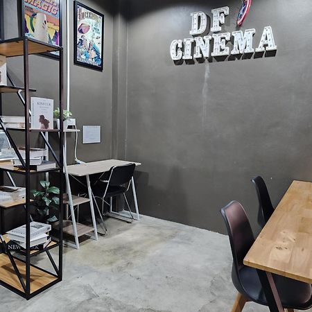 Hostel Dfeel House Patong Exterior foto