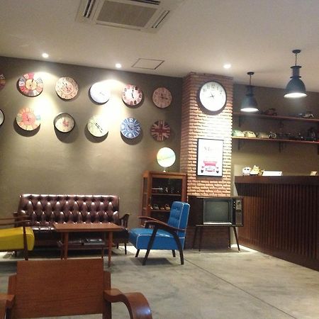 Hostel Dfeel House Patong Exterior foto
