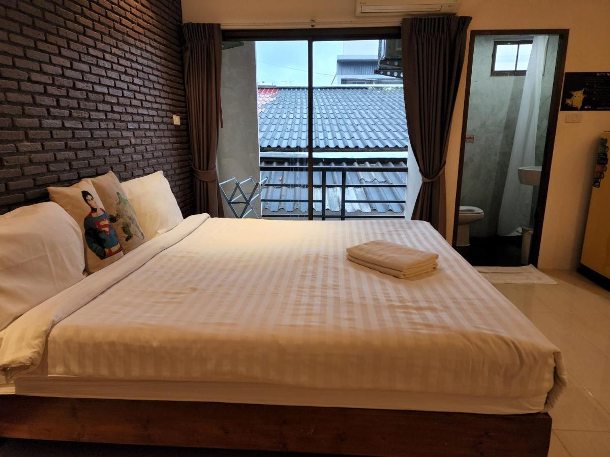 Hostel Dfeel House Patong Exterior foto