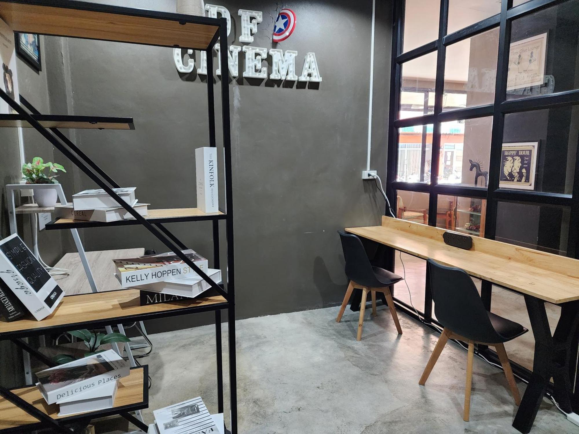 Hostel Dfeel House Patong Exterior foto