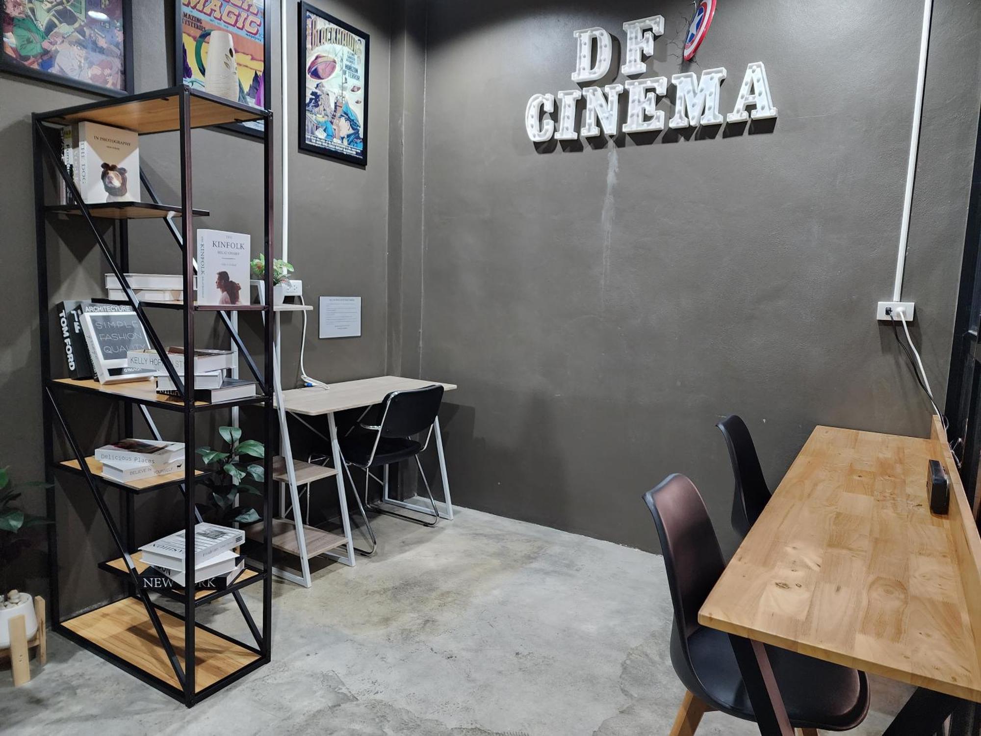 Hostel Dfeel House Patong Exterior foto