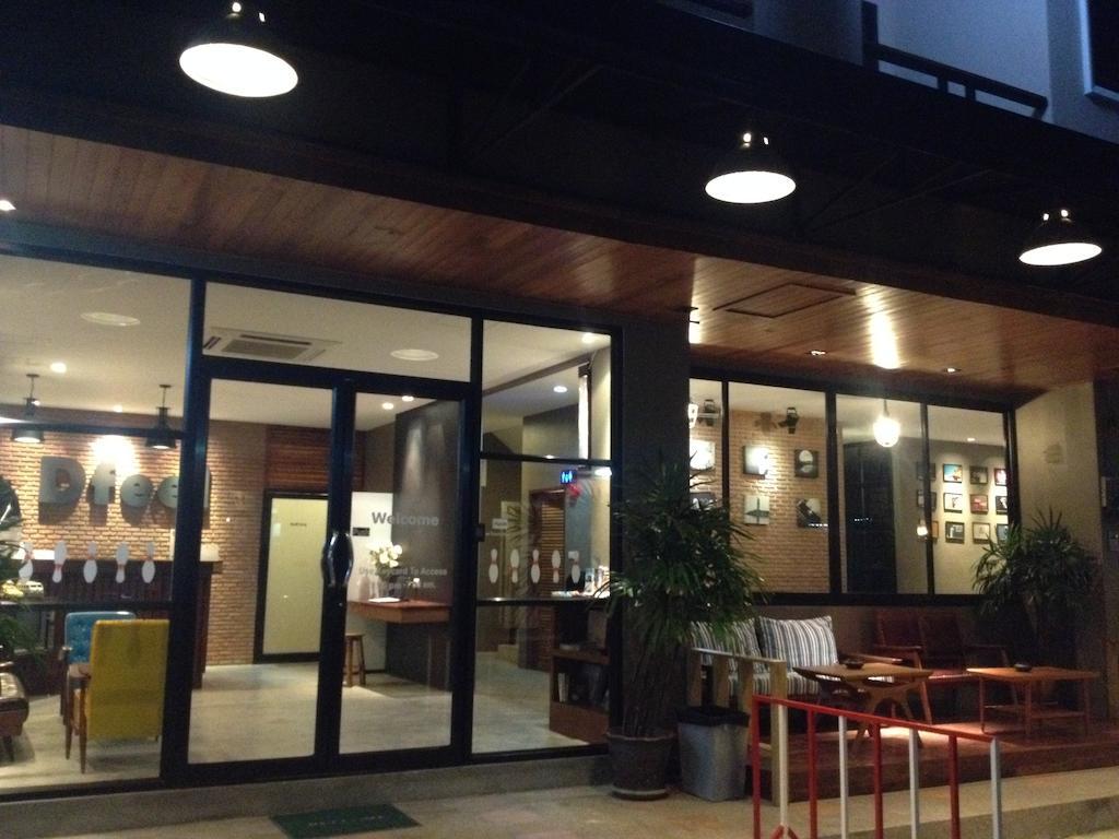Hostel Dfeel House Patong Exterior foto
