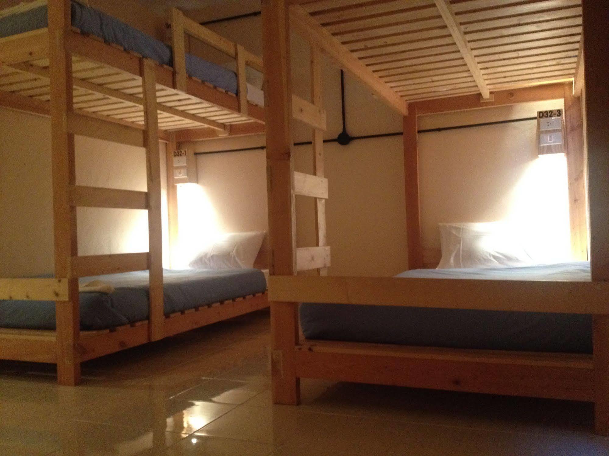 Hostel Dfeel House Patong Exterior foto