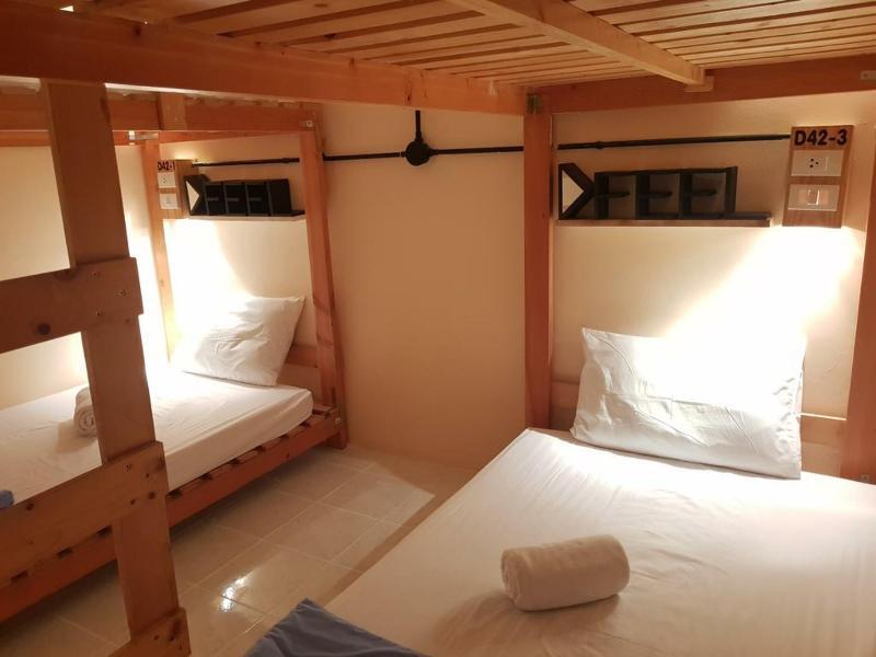 Hostel Dfeel House Patong Exterior foto